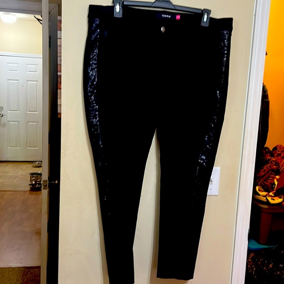Black Sequin side Leggings PLUS - Picture 1 of 4